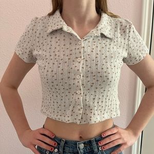 cotton on patterned button up collared crop top